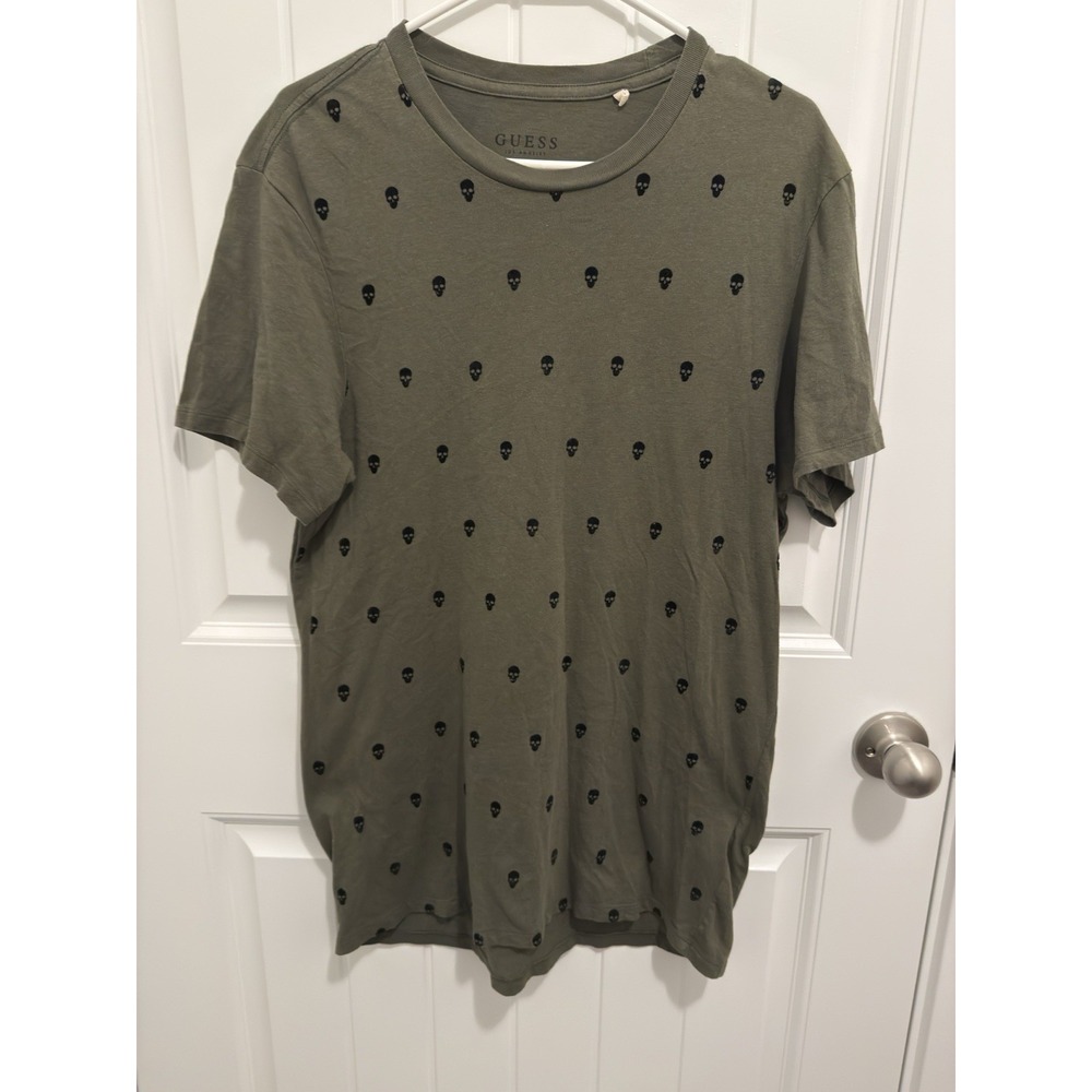 Guess Men's Skull Tshirt Dark Green‎ Size Medium